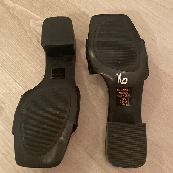 Chunky heels - Picture 3 of 3